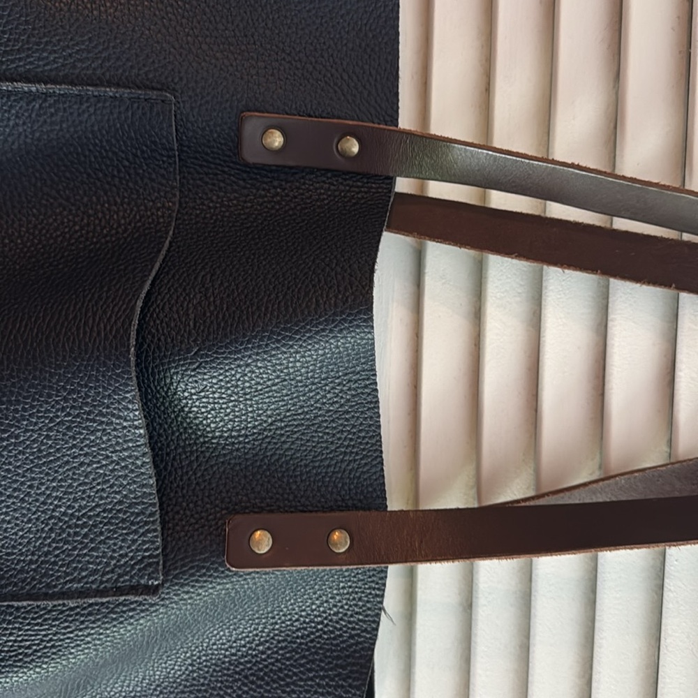 Calma Pebbled Leather Unlined Elegant NavyTote w/Brown Leather Straps - Picture 3 of 7